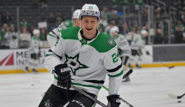 Jason Robertson powers Stars past Kings