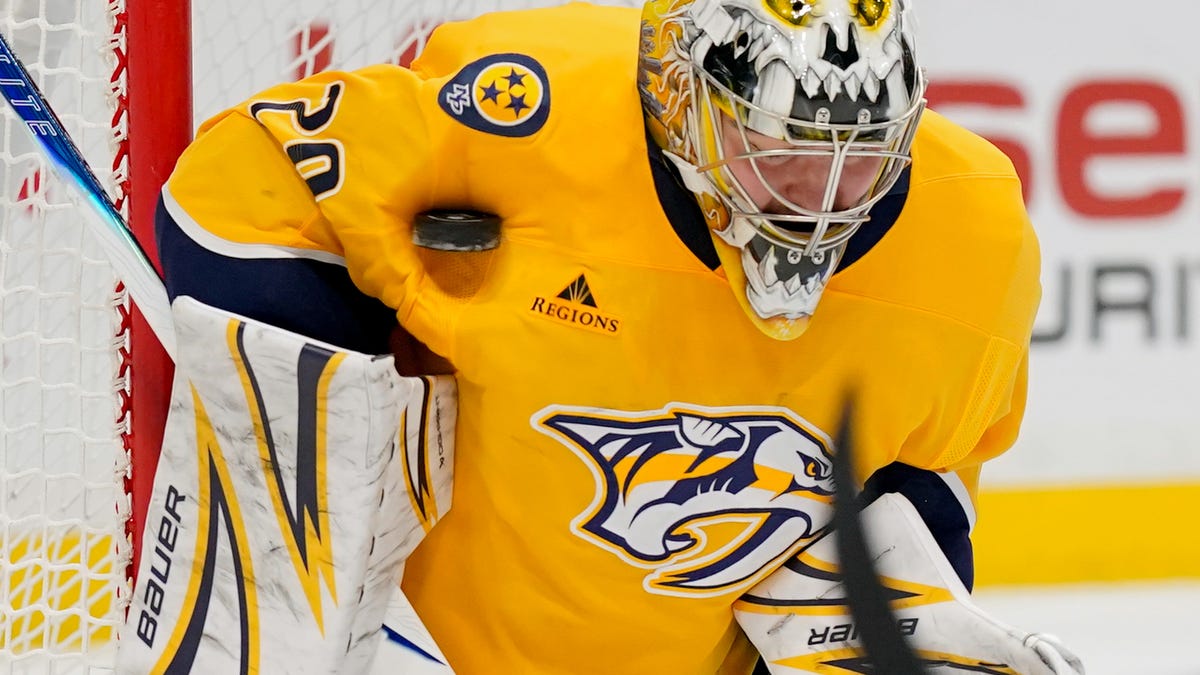 Nashville Predators sign goaltender Justus Annunen to two-year extension