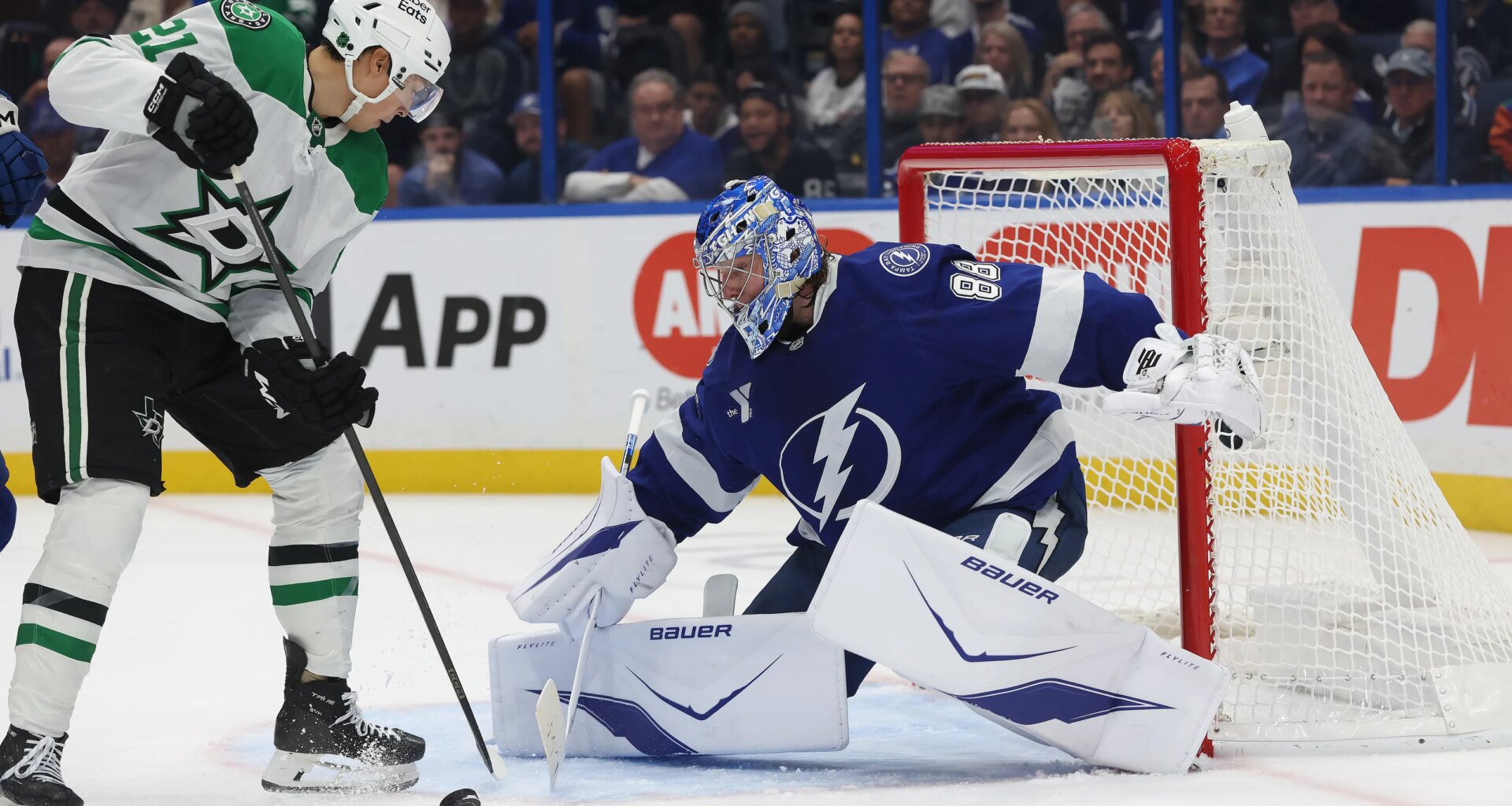 Lightning at Stars odds, picks and predictions