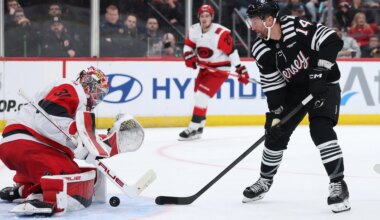 Blackhawks at Hurricanes odds, picks and predictions