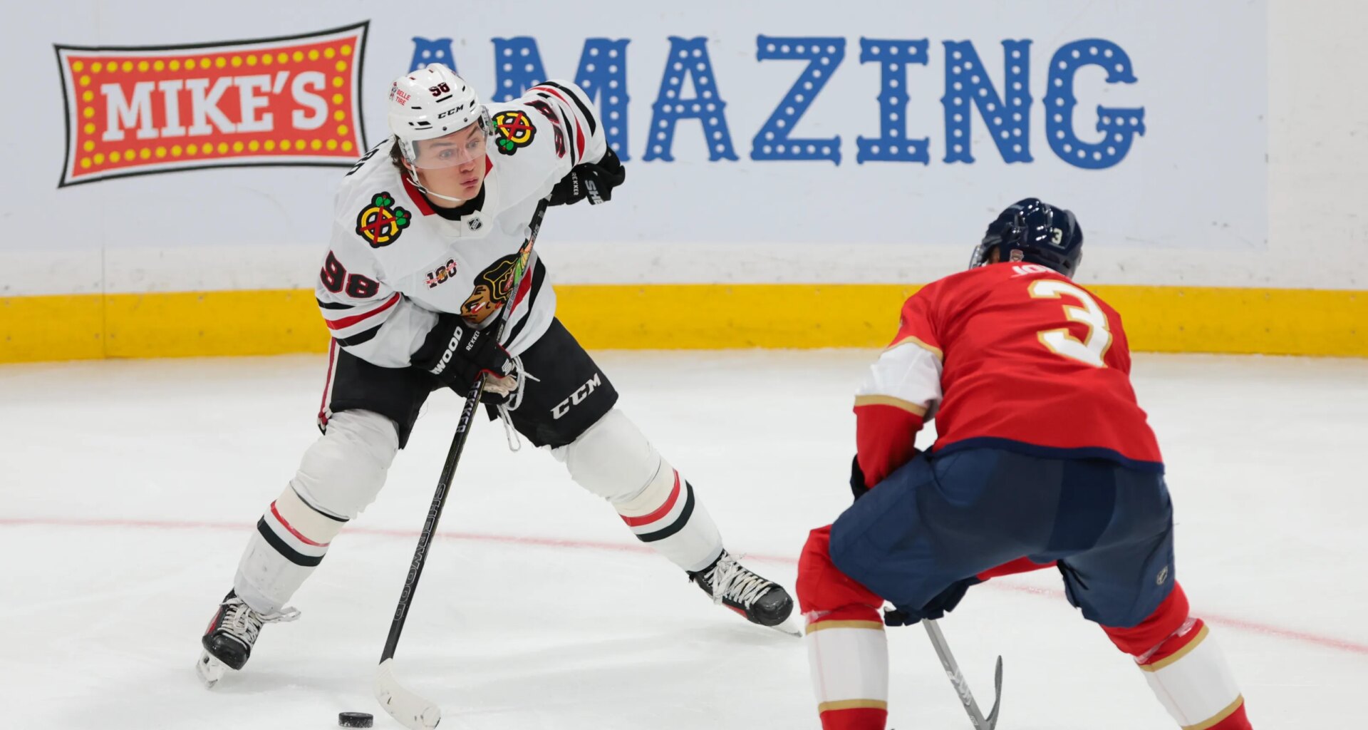 Panthers at Blackhawks odds, picks and predictions