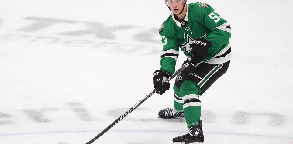 Stars vs Blackhawks NHL Prediction, Odds, Picks, Best Bets for Jan. 1