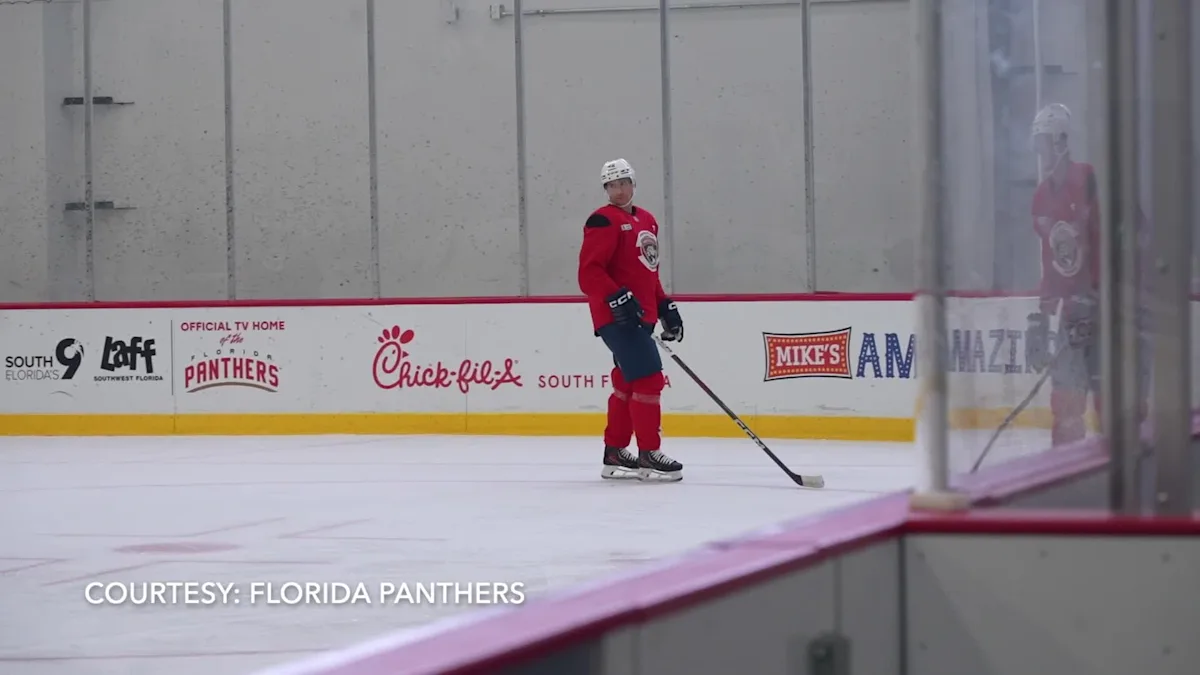 Steelers HC Mike Tomlin reportedly steps down after 19 seasons