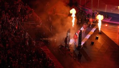 Rangers beat Panthers 5-1 in first outdoor hockey game in Miami. Mika Zibanejad has hat trick – Sun Sentinel