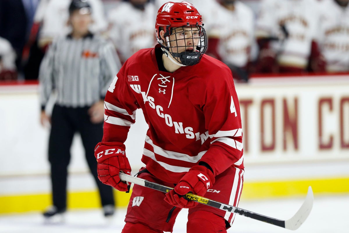 Wheeler: Why Dylan Holloway is one of the 2020 NHL Draft’s most unique prospects