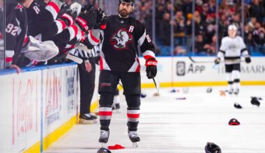 Tuch's hat-trick lifts Sabres over Kings