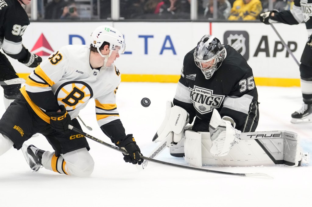Bruins get back at it against Canucks