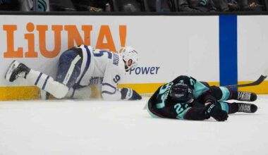 Kraken's Catton exits after big hit from Maple Leafs' Ekman-Larsson