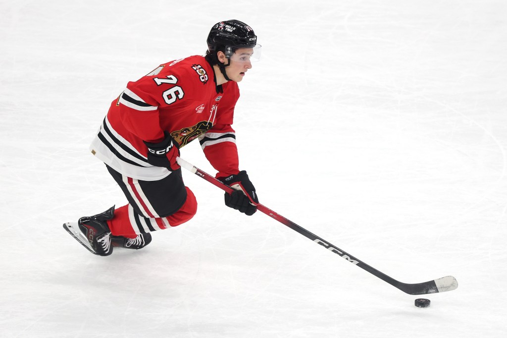 Chicago Blackhawks use goals from 7 players to stay perfect in 2026