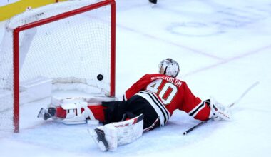 Chicago Blackhawks celebrate titles, then lose to Boston Bruins