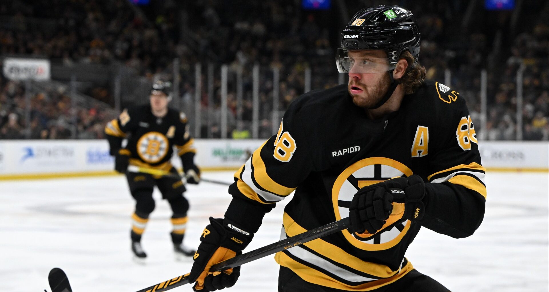 David Pastrnak's Three-Point Night Helps Bruins To Big Win Over Golden Knights