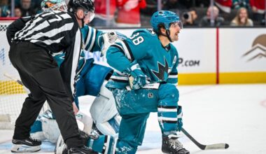 Pending UFA Ferraro Wants More Term From Sharks