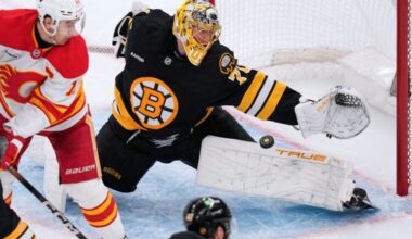 Bruins dominate Flames 4-1 to start homestand