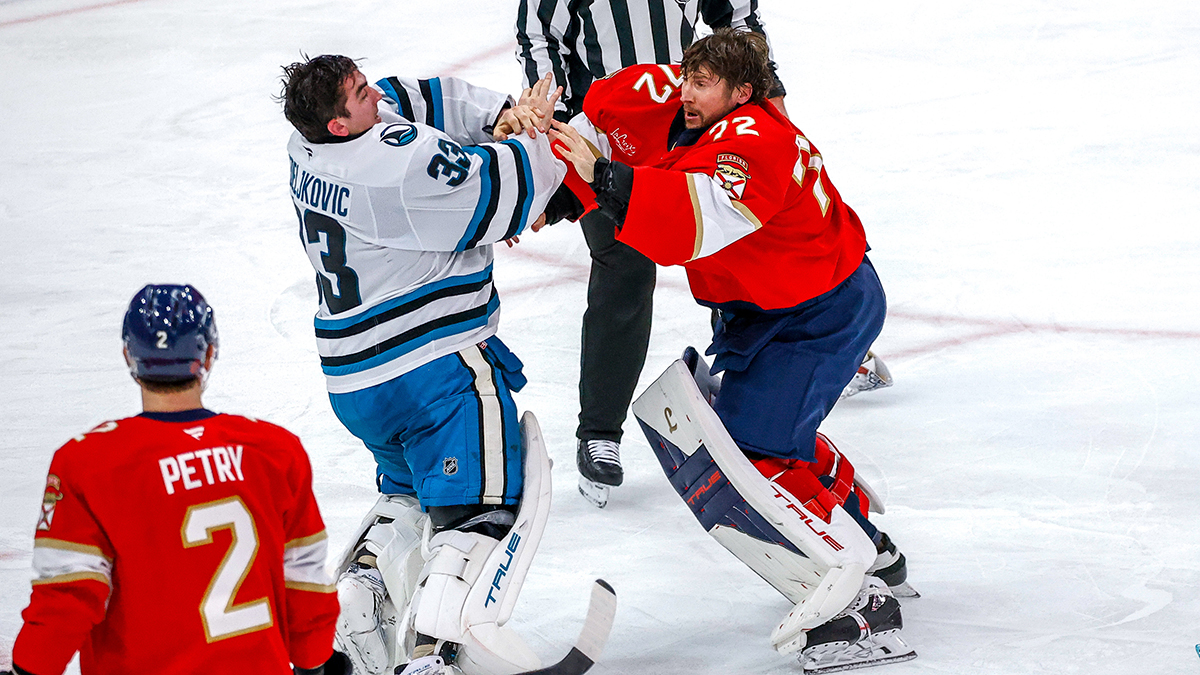 Goalie fight breaks out between Florida’s Bobrovsky and San Jose’s Nedeljkovic – NBC 6 South Florida