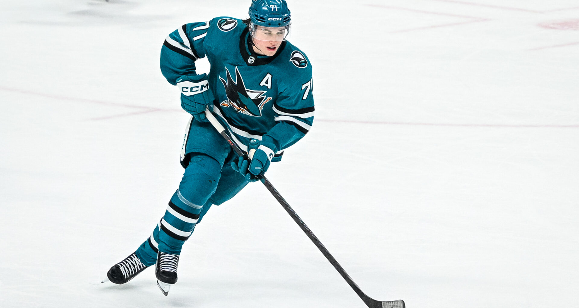 Sharks' Celebrini, Others Thrilled About Wennberg Signing