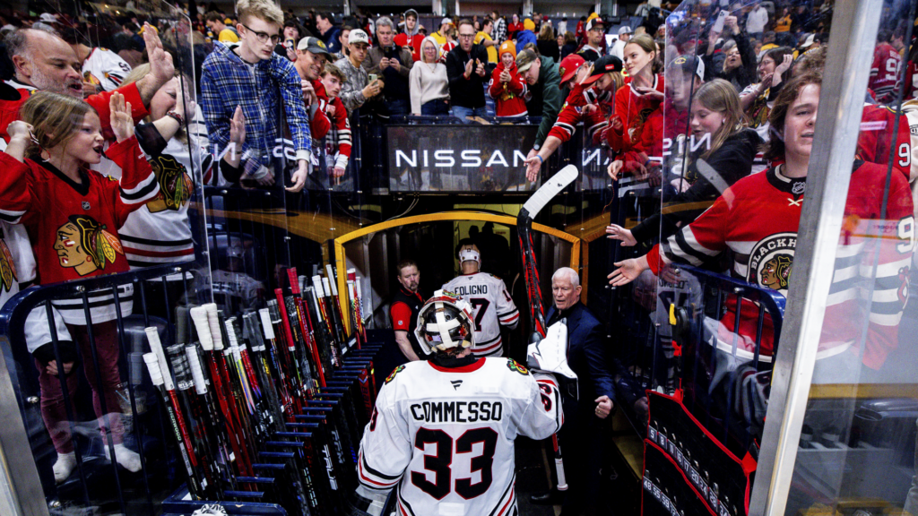 RECAP: Commesso and Blackhawks blank Predators 3-0 in Nashville