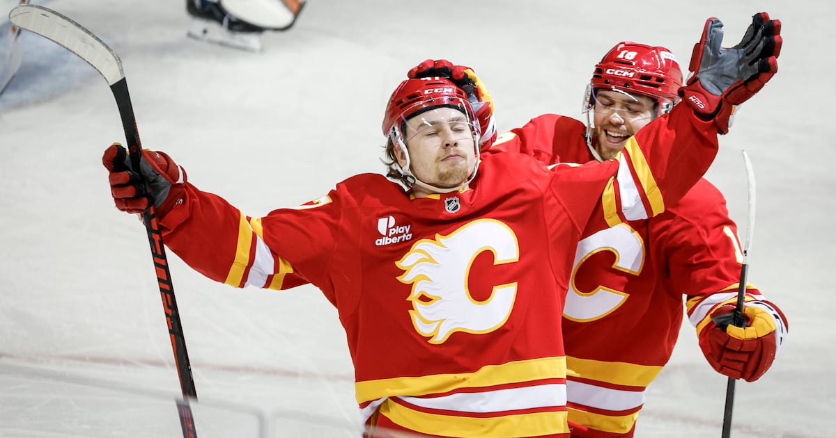 Flames thump Flyers to win fifth straight home game