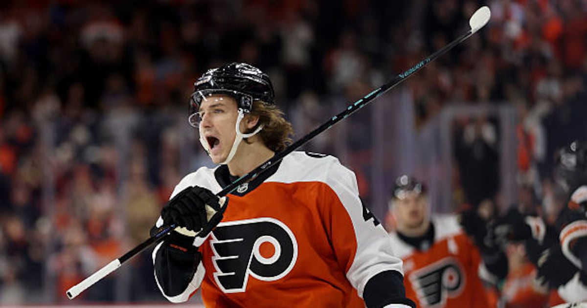 Trevor Zegras scores twice vs. Ducks, takes shot a former team with goal celebration