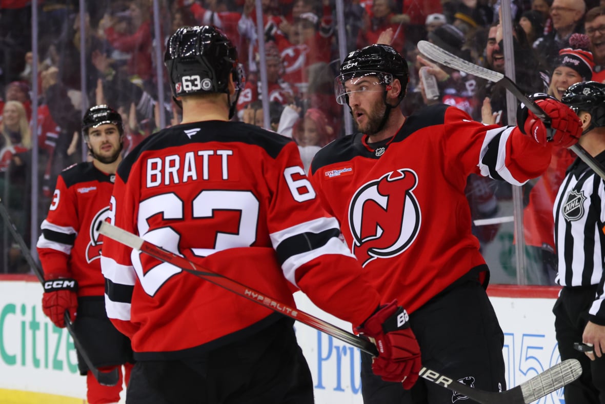 Devils Forward to Have Surgery, Out 'Extended Time'