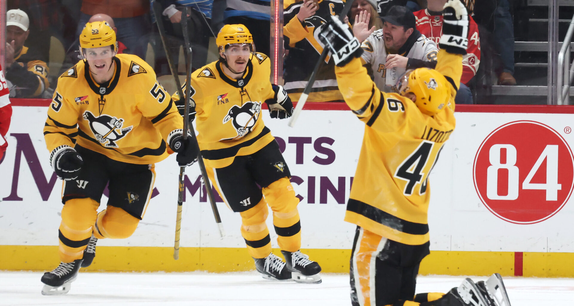 Penguins Give Blake Lizotte Contract Extension