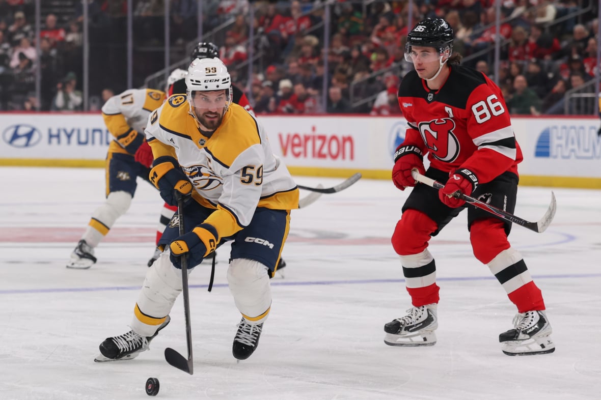 Devils Superstar Injured, Again; Exits vs. Predators