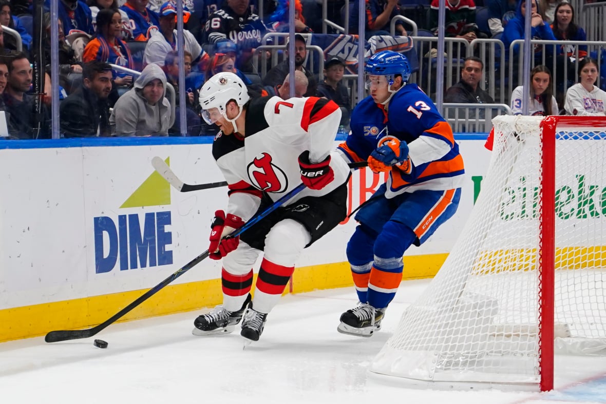 Devils Trade Holdup; Islanders Coach Rips Star