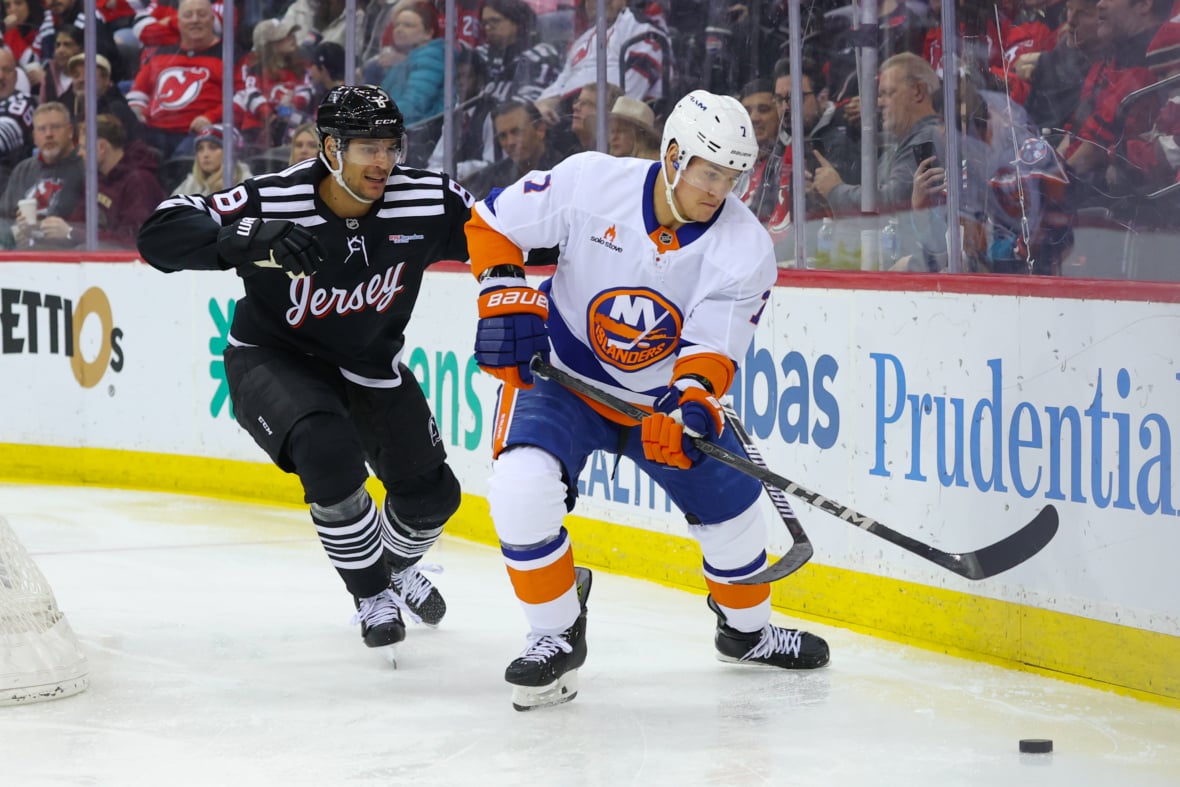 Devils Trade Ondrej Palat, Picks to Islanders for Project Forward