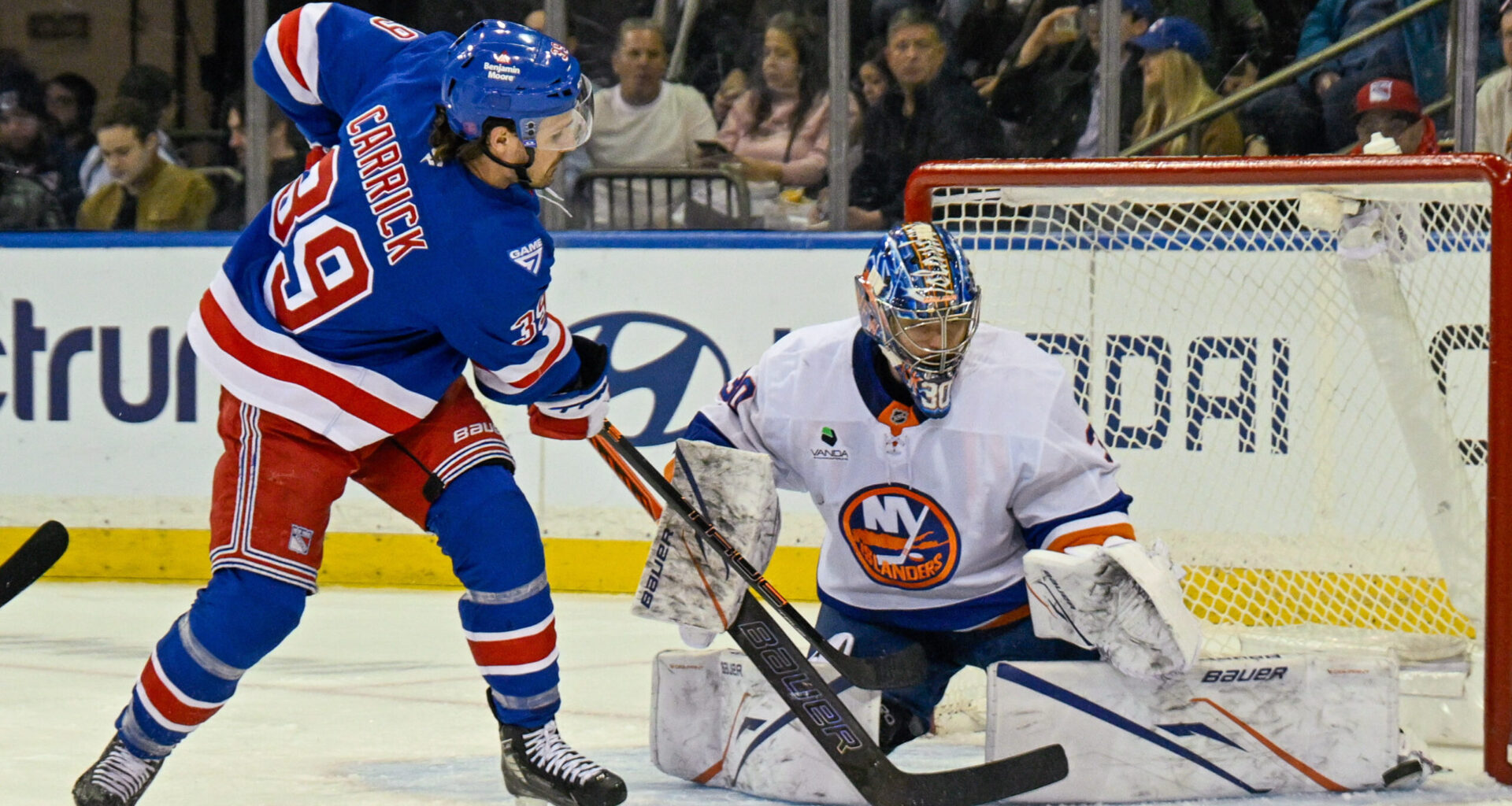 No. 1 pick keeps promise, Islanders sweep Rangers with 2-1 win: Takeaways
