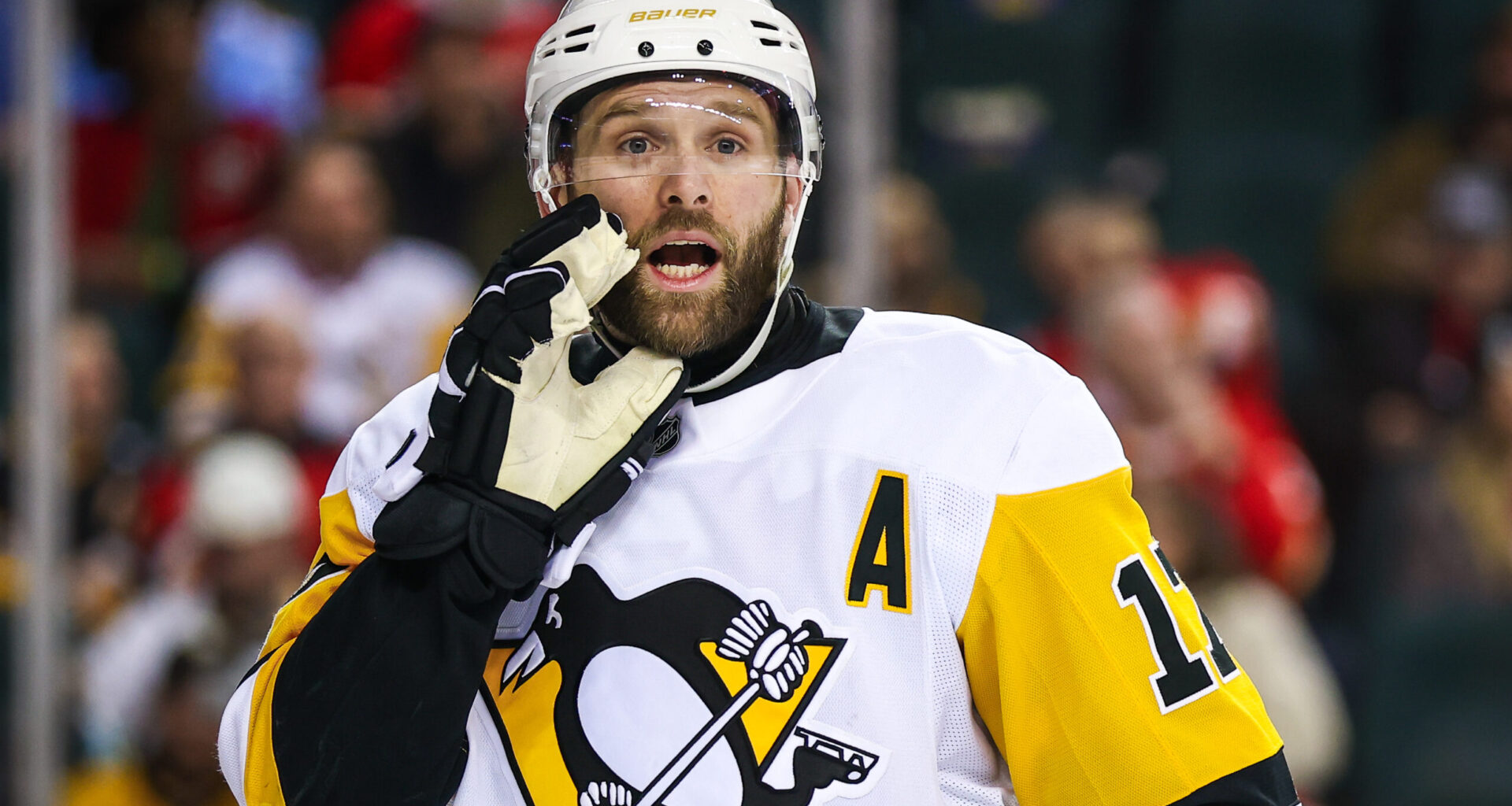 Muse Critical of Rust's Suspension; 'Three Games is a Lot'