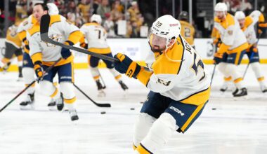 Mark Stone extends streak as Vegas throttles Nashville