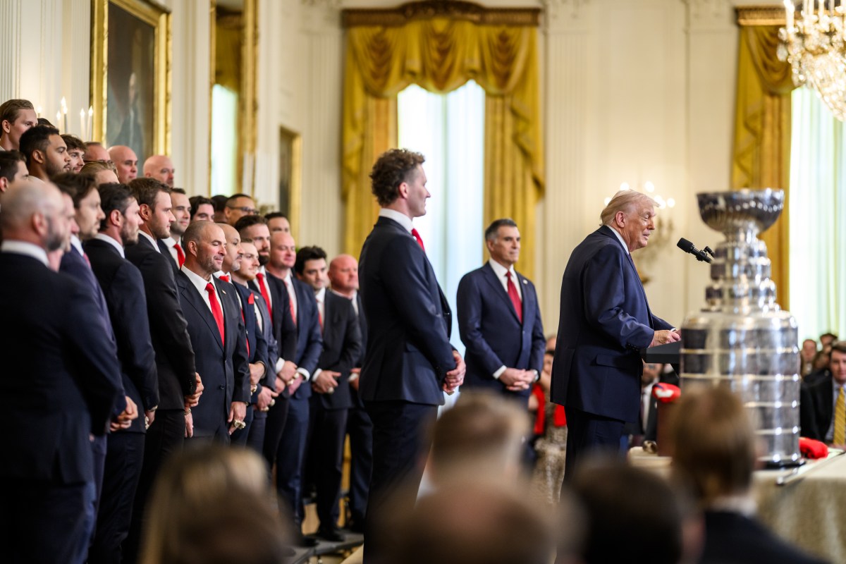 President Donald Trump and members of the 2025 Stanley Cup champion Florida Panthers, Thursday, January 15, 2026, on the West Colonnade of the White House. (Official White House Photo by Daniel Torok)