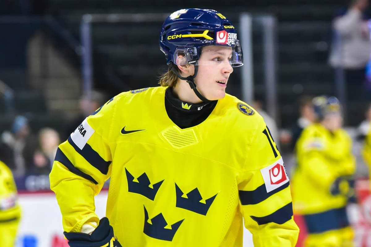 What’s fuelling Ivar Stenberg’s push for No. 1 overall prospect in the 2026 NHL Draft?