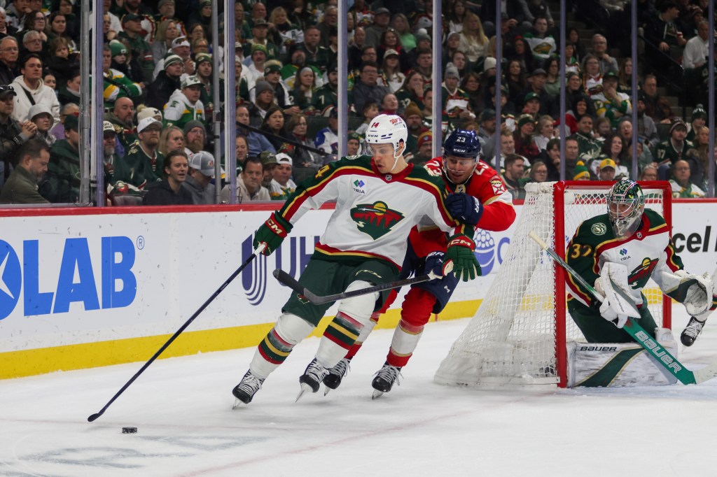 Panthers spoil the Wild’s Hockey Day fun in overtime – Twin Cities