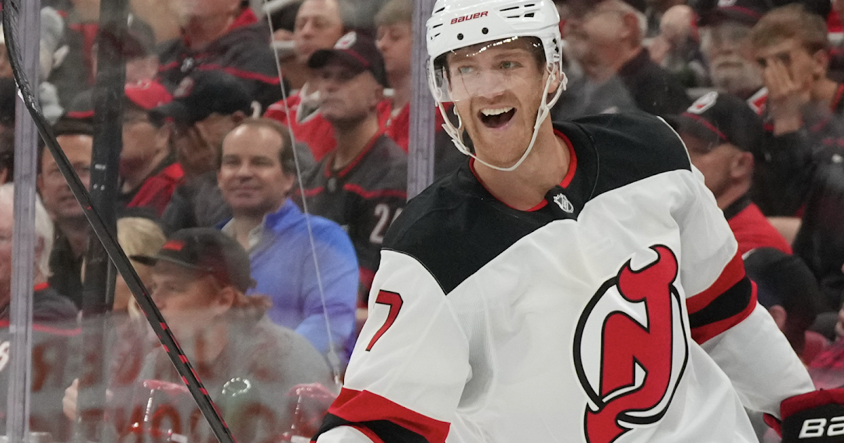 Dougie Hamilton's 'Strategic 10-Team Trade List' Making A Trade Difficult for Devils