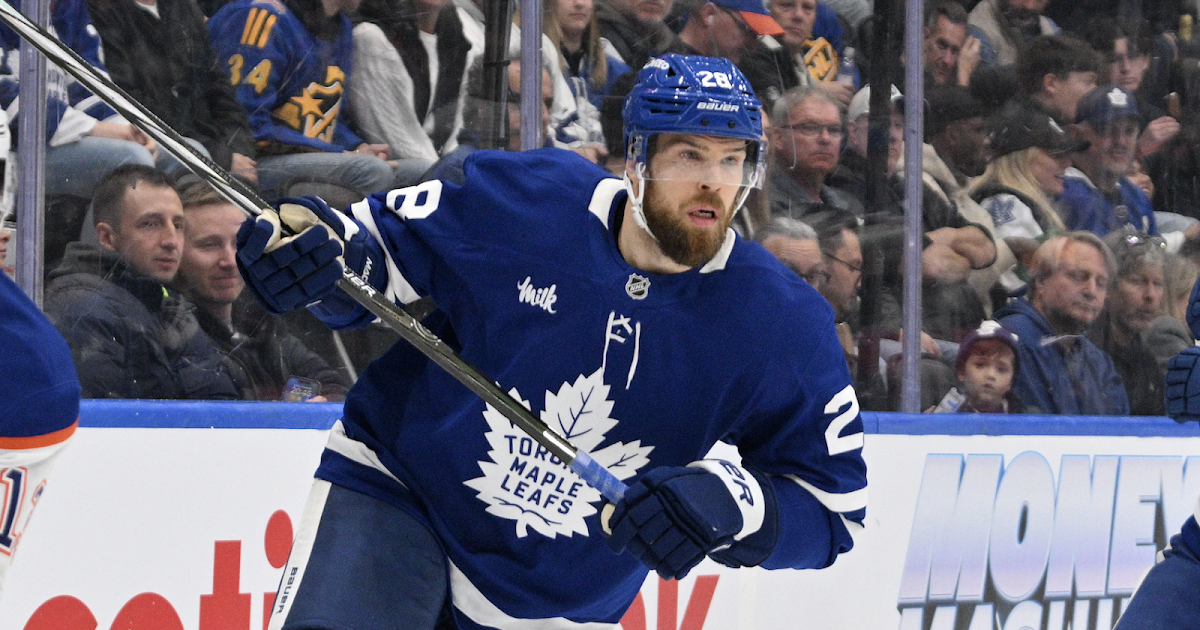 Former Maple Leafs D-Man Jani Hakanpaa Returns to the Ice, Signs New Contract