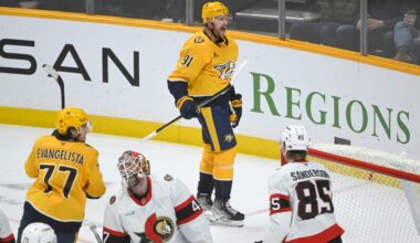 Senators fall to Predators after third-period collapse, Stamkos hat trick