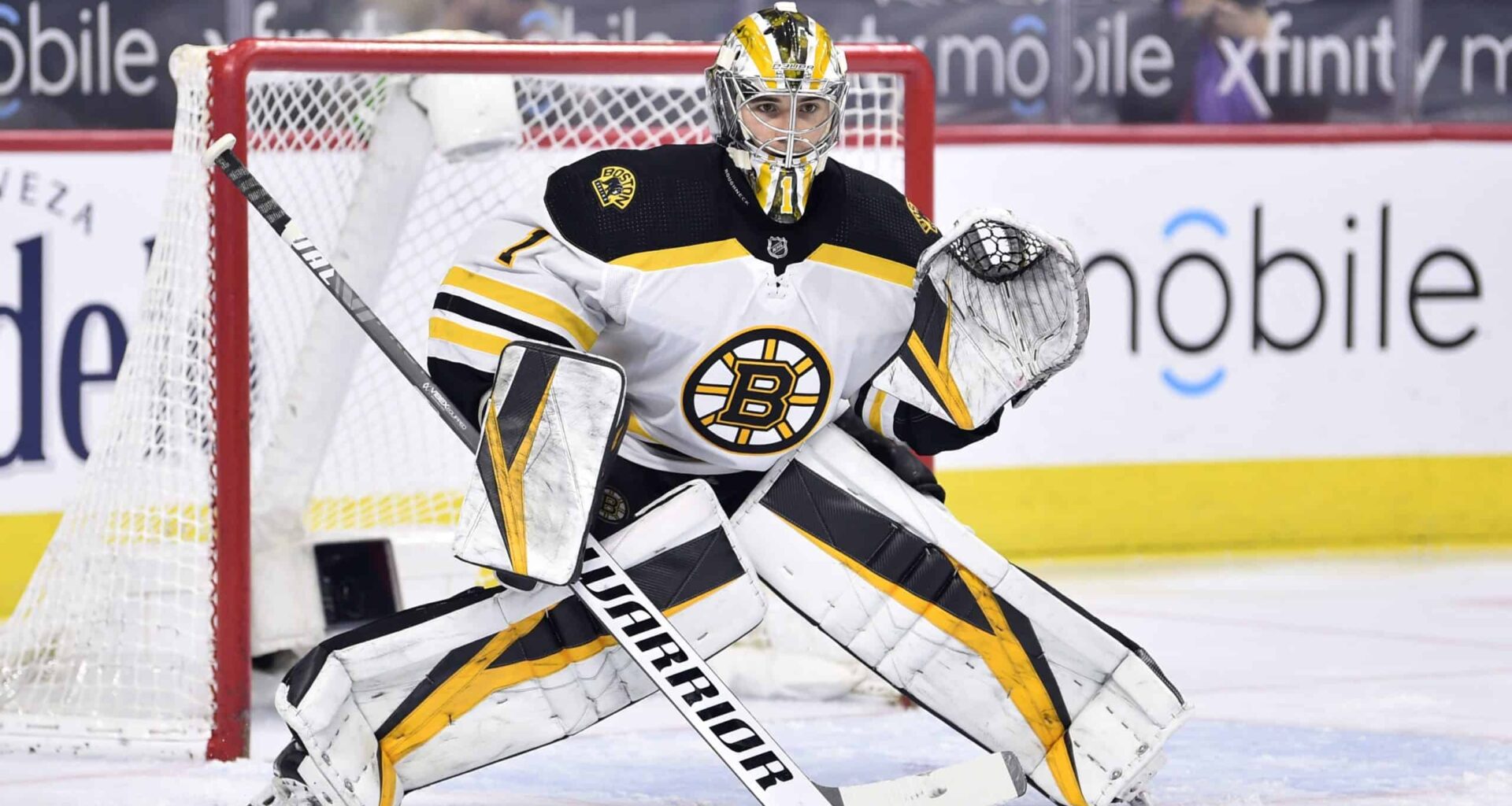 Swayman backstops Bruins’ second straight shutout