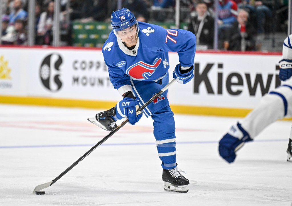 Avalanche sign Sam Malinski to four-year contract