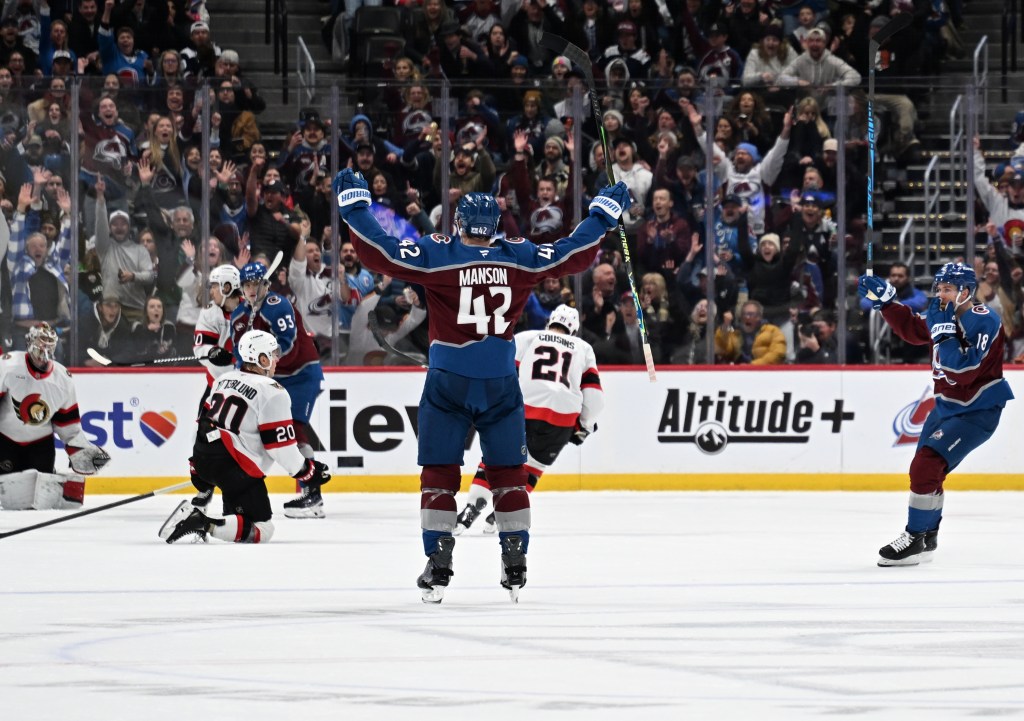 Colorado Avalanche defeat Ottawa 8-2 at Ball Arena