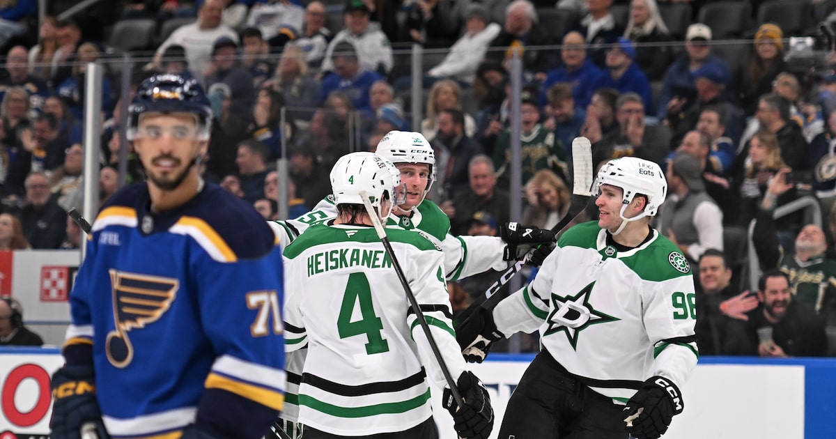 Thomas Harley’s late goal helps Stars survive rally, slip past Blues with another win