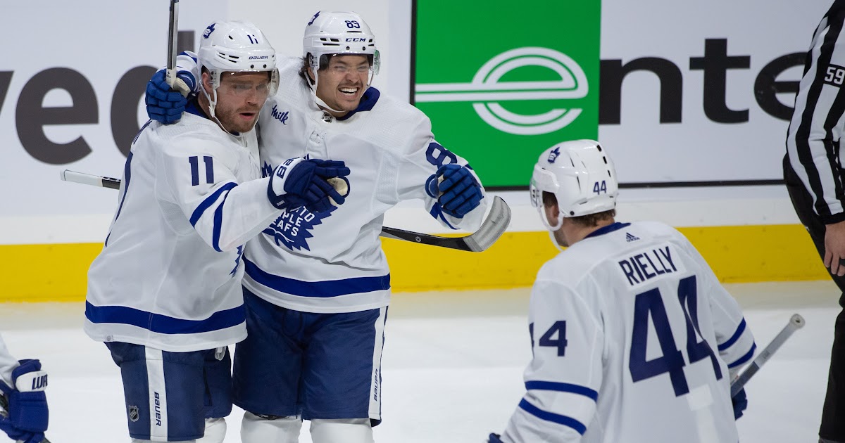 Report: Maple Leafs Selling Ahead of Trade Deadline