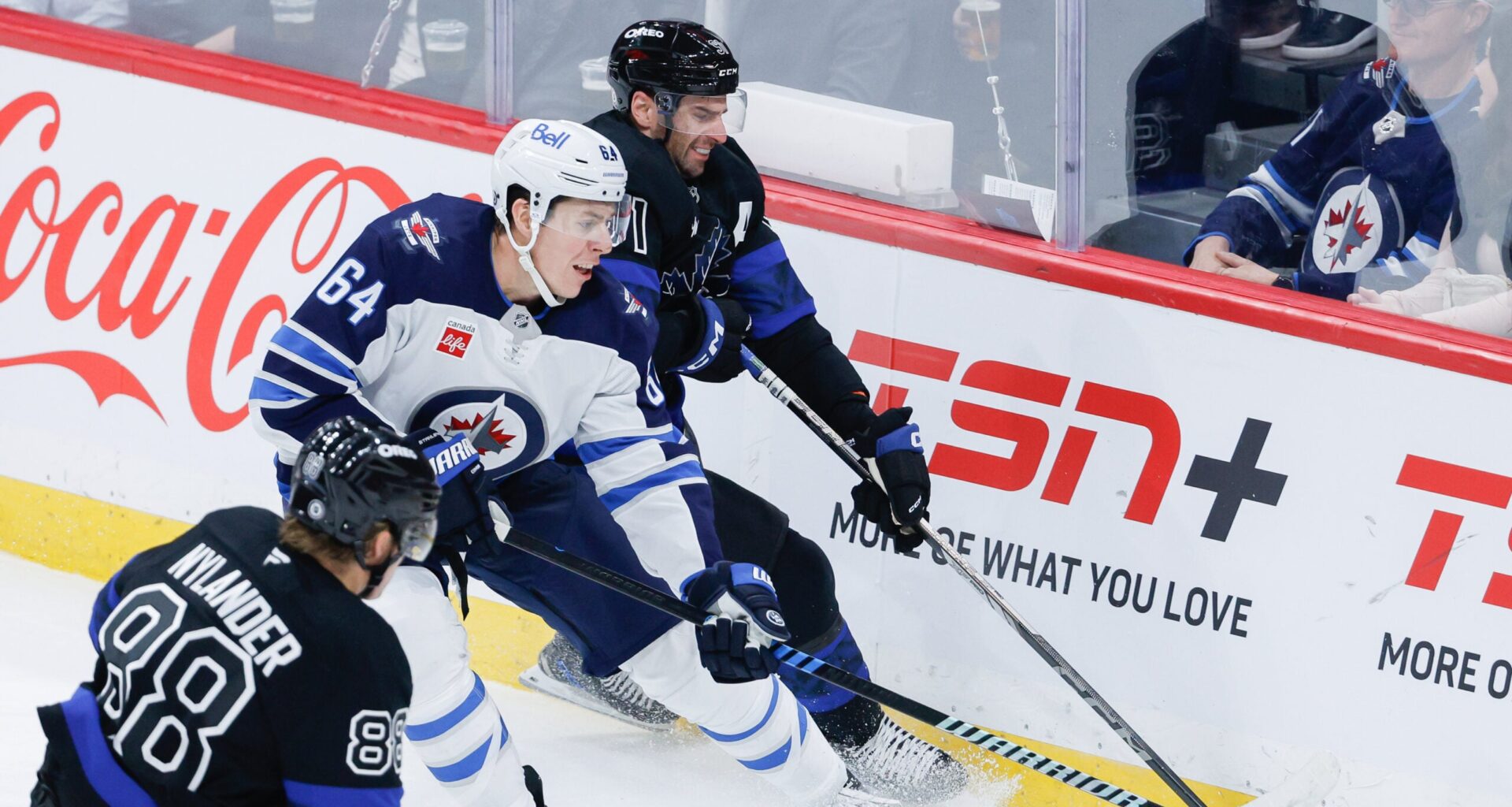 NHL Predictions: Jan. 1 Winnipeg Jets vs Toronto Maple Leafs