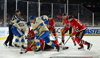 Blues and Hawks for a Classic Central Division Matchup
