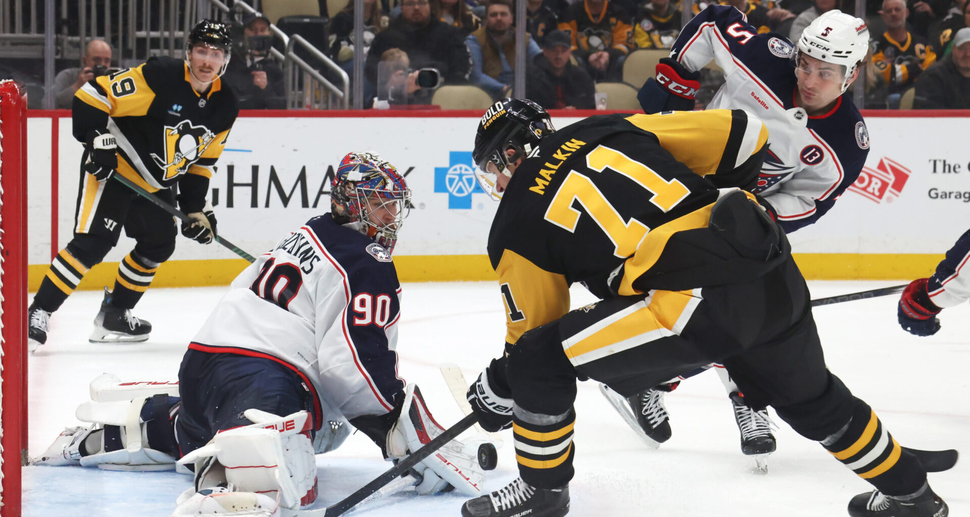 Blue Jackets Visit Pittsburgh in a Rivalry Game