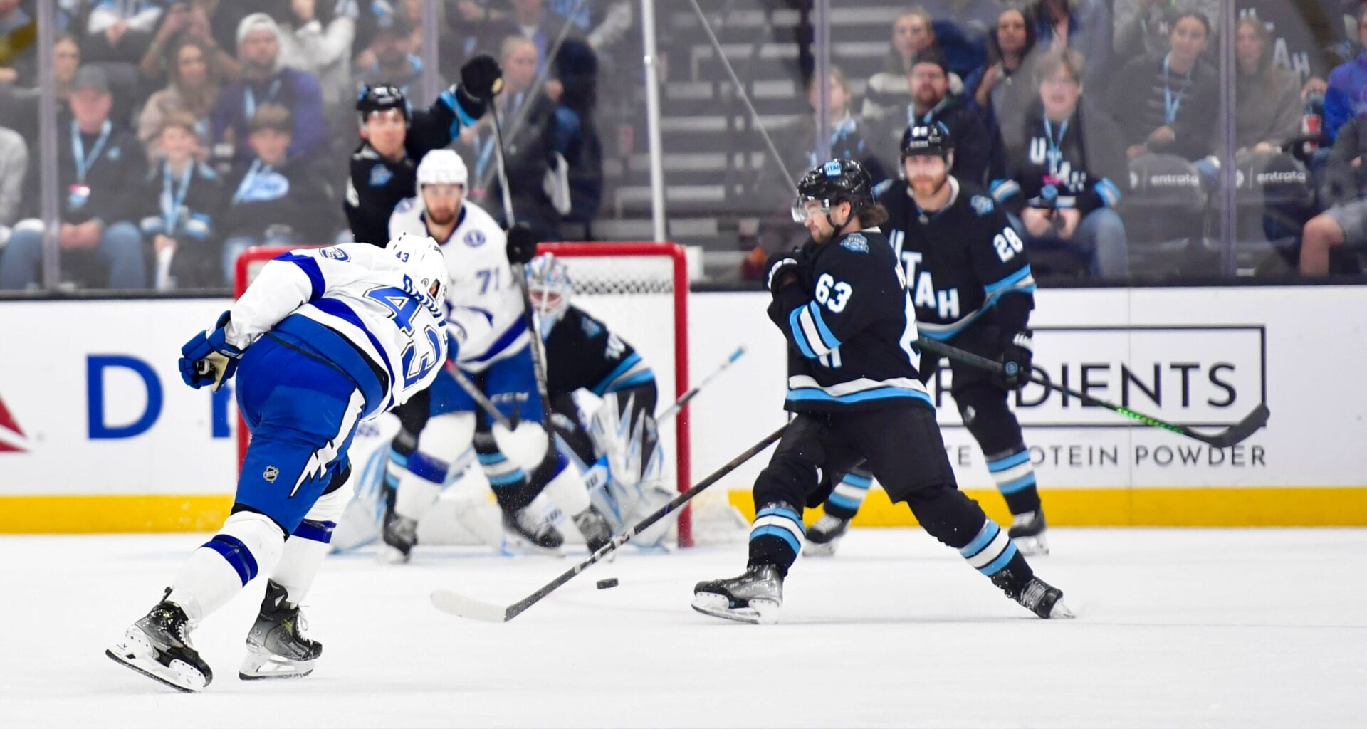 Lightning and Mammoth Due Battle On this Monday