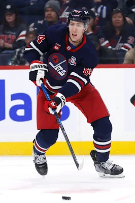 Logan Stanley, Winnipeg Jets