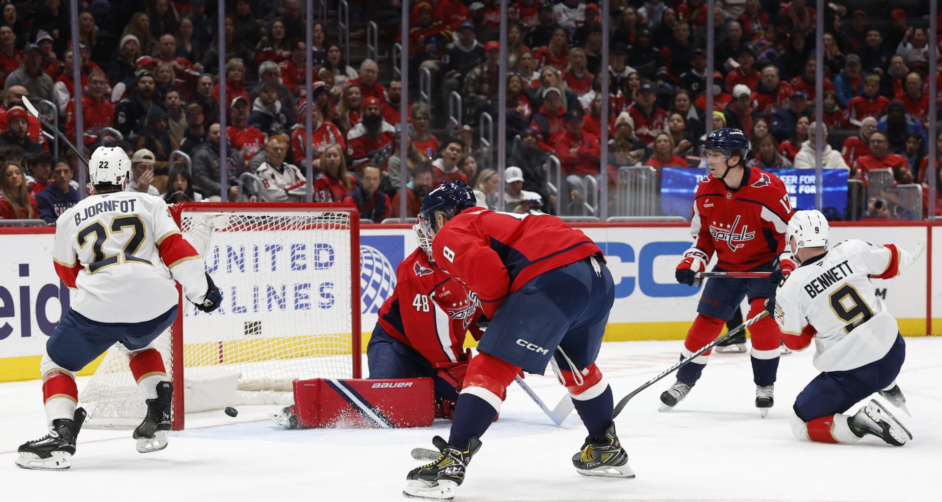 Panthers complete season-series sweep with 5-2 win over Capitals
