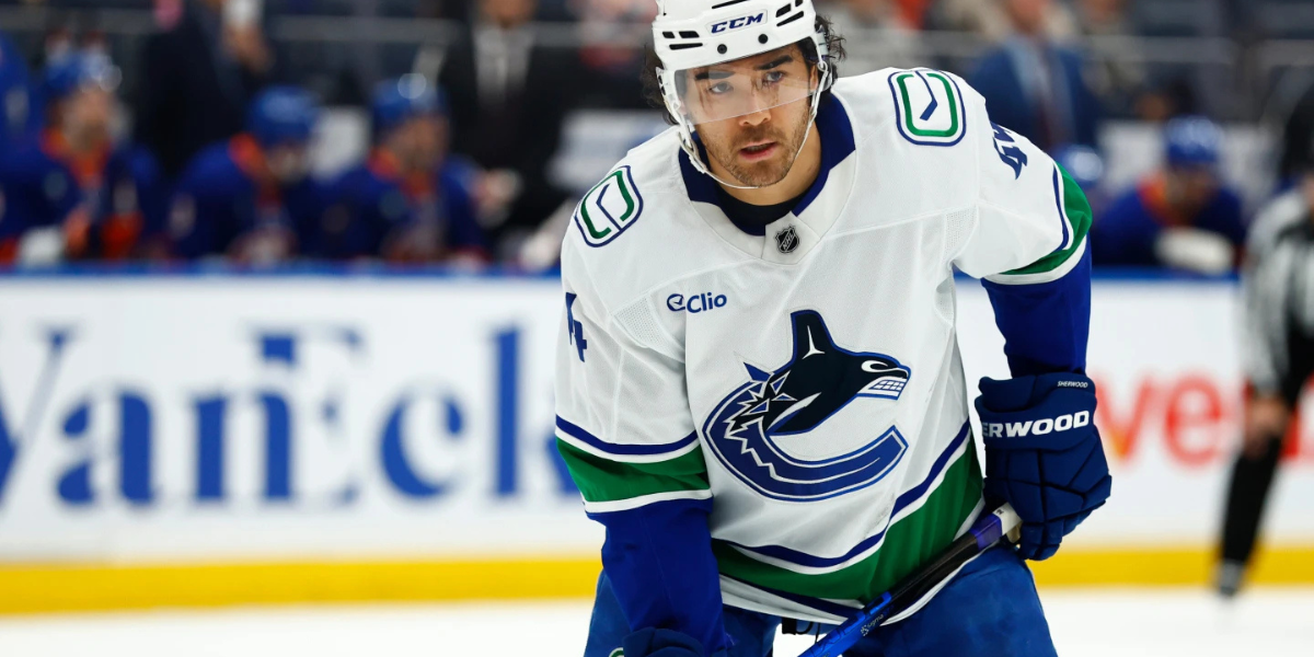 San Jose Sharks Acquire Kiefer Sherwood