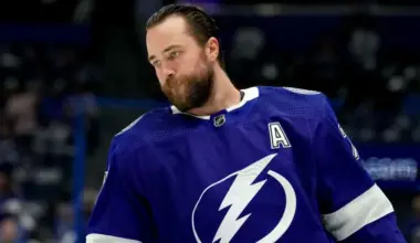 Victor Hedman, Lightning drop huge Stadium Series injury return update image