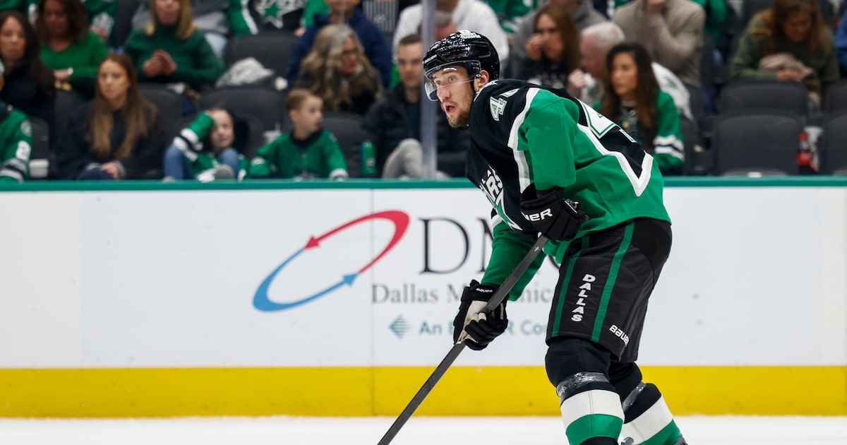 Stars defenseman Ilya Lyubushkin out with injury vs. Blues, Justin Hryckowian moves up